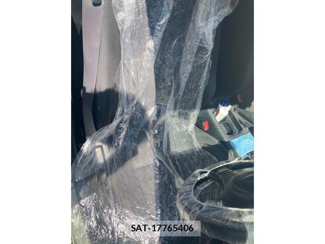 Toyota ALTEZZA 1999-11 8353858-13