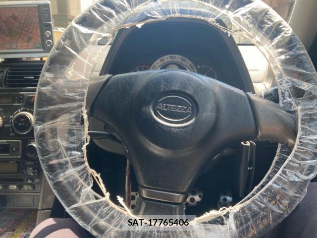 Toyota ALTEZZA 1999-11 8353858-15