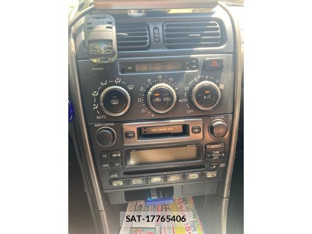 Toyota ALTEZZA 1999-11 8353858-17