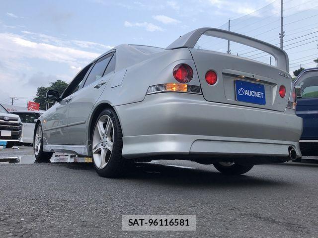 Toyota ALTEZZA 1999-03 8364576-7
