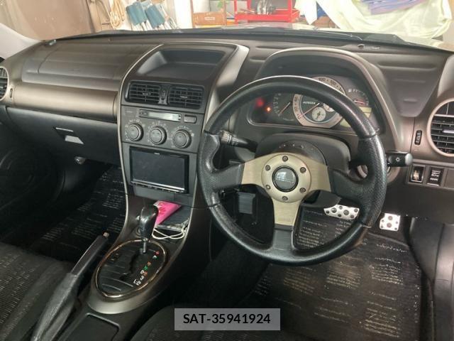 Toyota ALTEZZA 1999-01 8870380-11