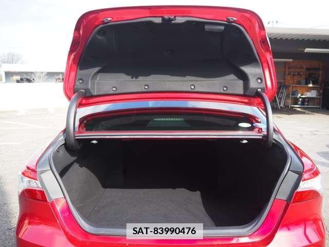 Daihatsu ALTIS 2017-08 3903460-13