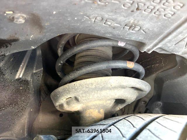 Daihatsu ALTIS 2017-09 8334714-19