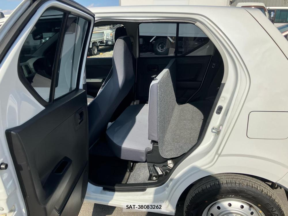 Suzuki ALTO 2018-18 824724-11