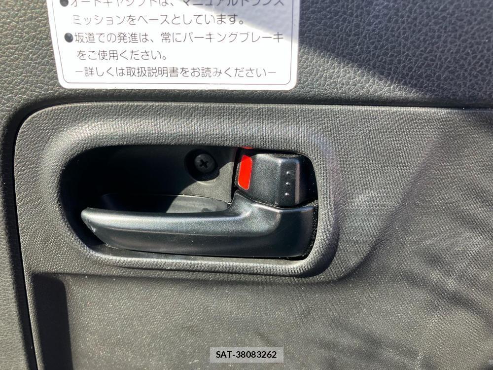 Suzuki ALTO 2018-18 824724-25