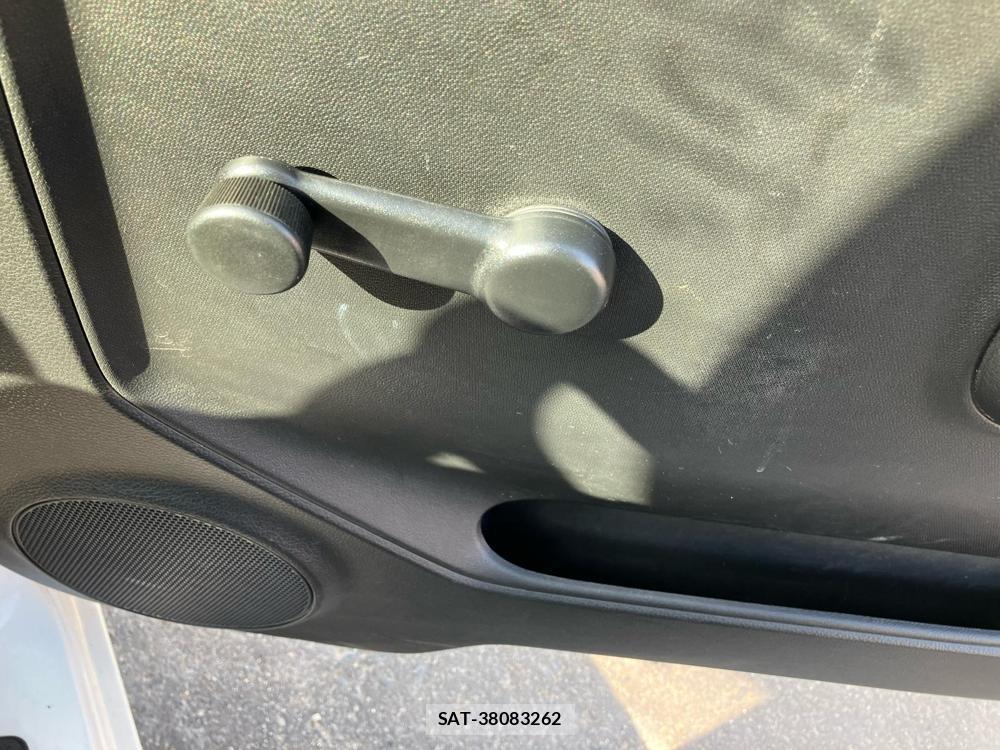 Suzuki ALTO 2018-18 824724-26