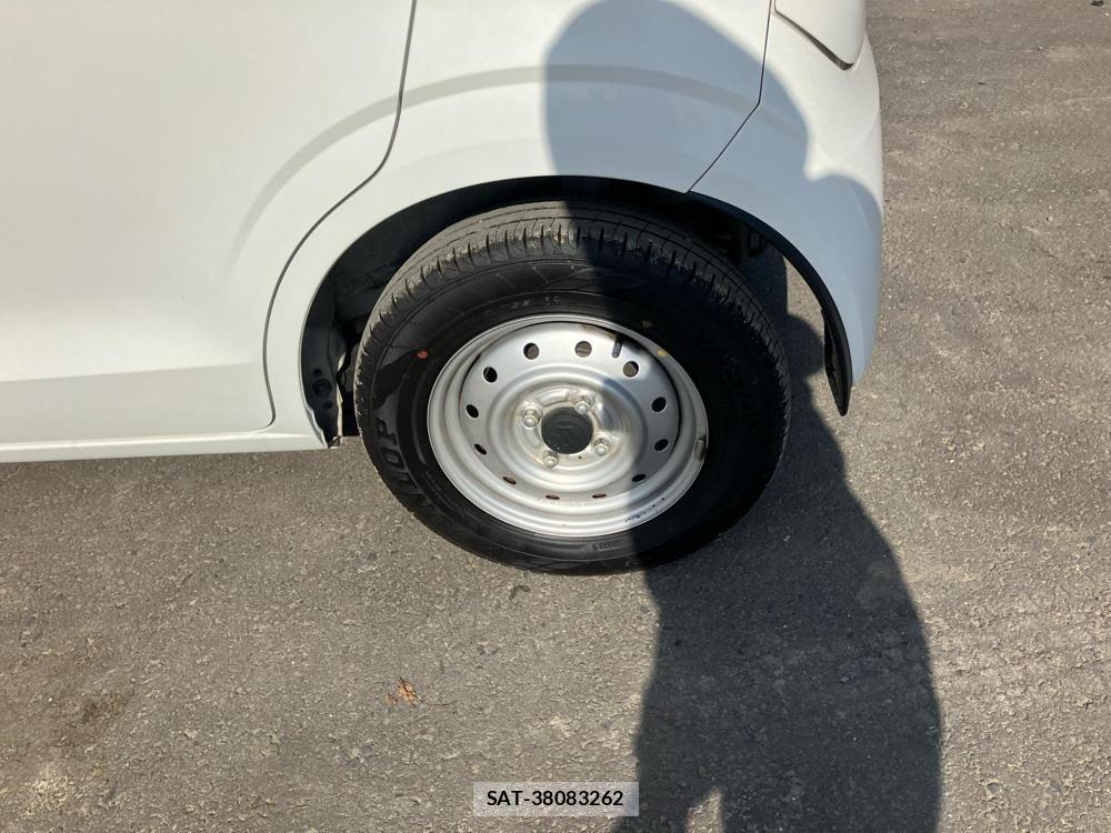 Suzuki ALTO 2018-18 824724-33