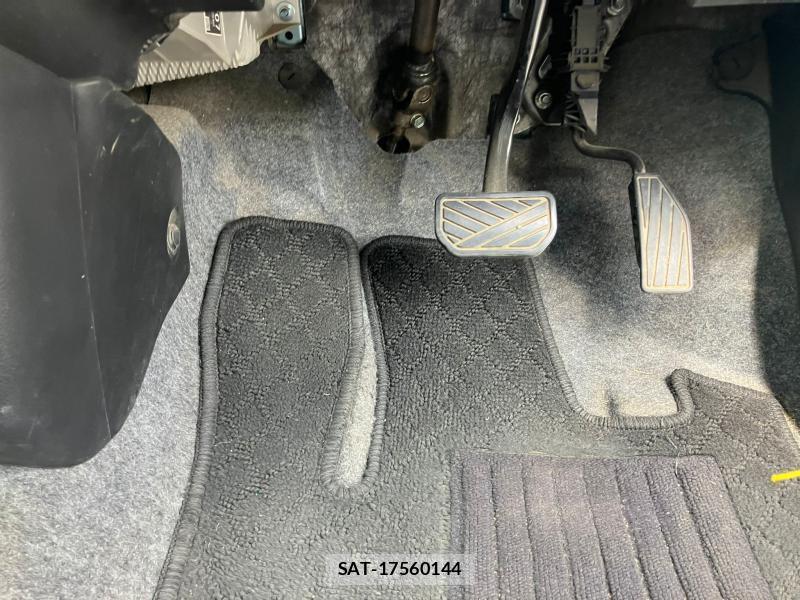 Suzuki ALTO 2018 1243429-26