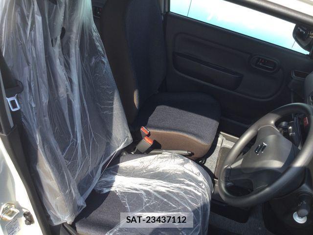 Suzuki ALTO 2025-12 3713189-13