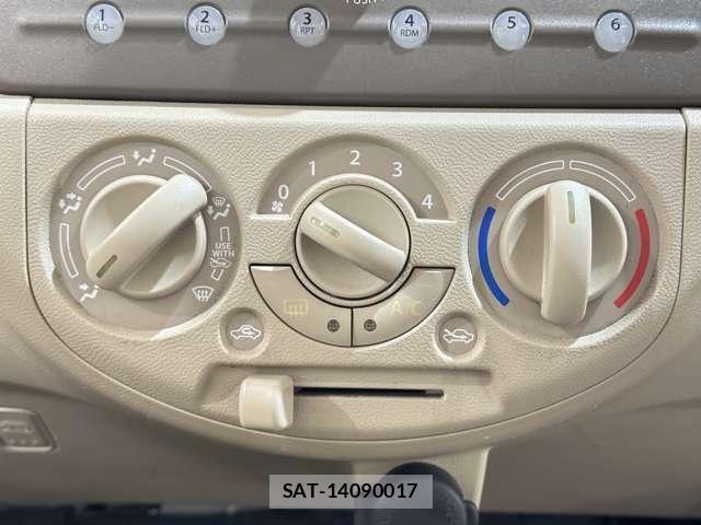 Suzuki ALTO 2015-02 5859933-16