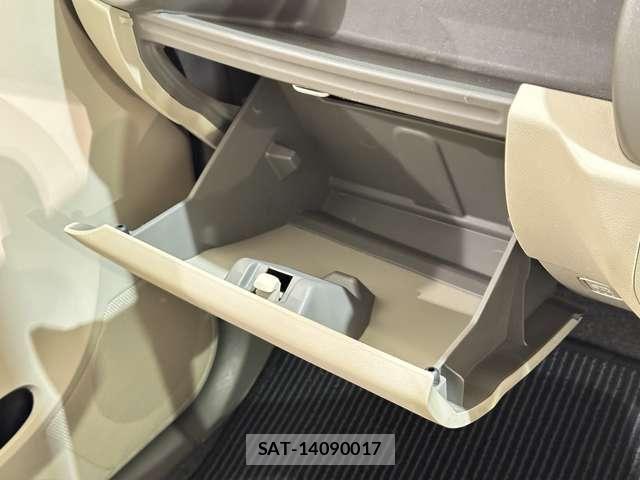Suzuki ALTO 2015-02 5859933-17