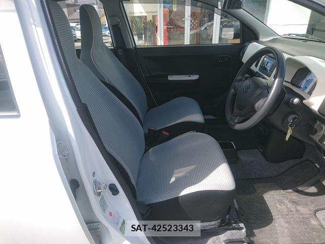 Suzuki ALTO 2016-06 5859930-1