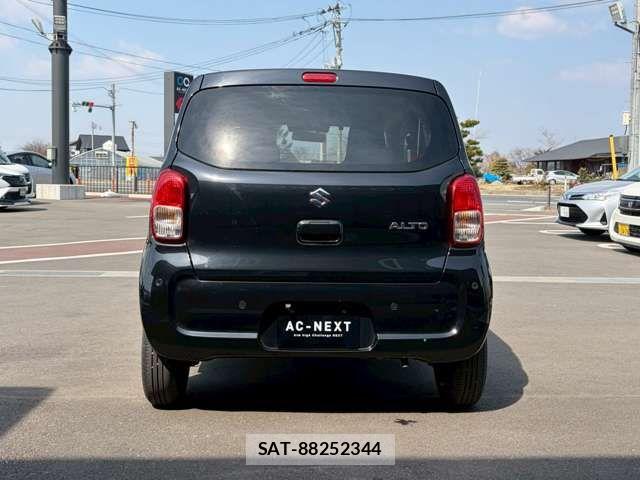 Suzuki ALTO 2022-03 6008614-15