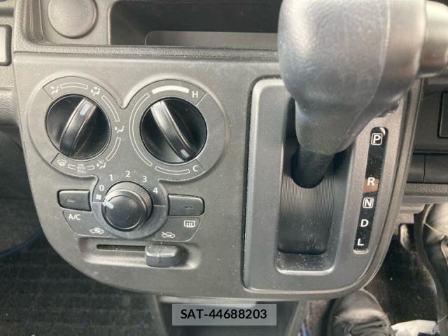 Suzuki ALTO 2022-10 6008640-17