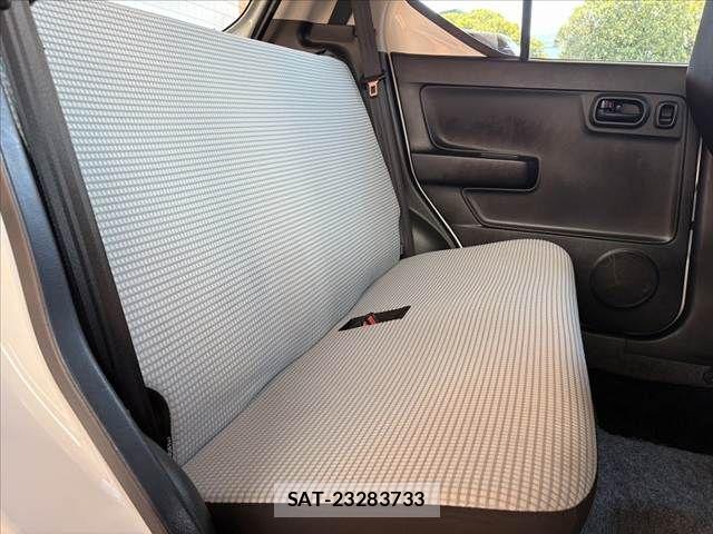 Suzuki ALTO 2017-05 6241900-16
