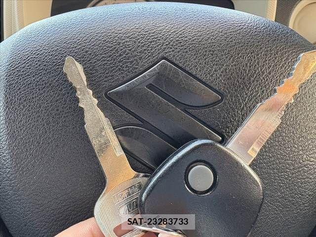 Suzuki ALTO 2017-05 6241900-21