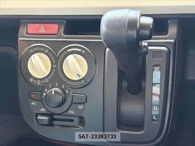 Suzuki ALTO 2017-05 6241900-22