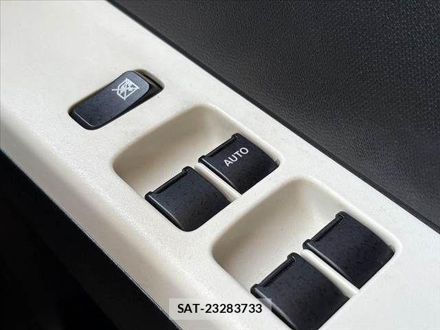 Suzuki ALTO 2017-05 6241900-25