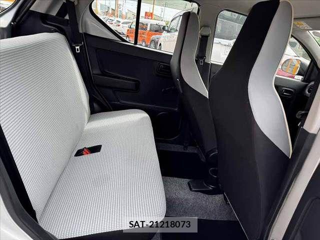 Suzuki ALTO 2018-04 6610389-16
