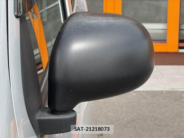 Suzuki ALTO 2018-04 6610389-24