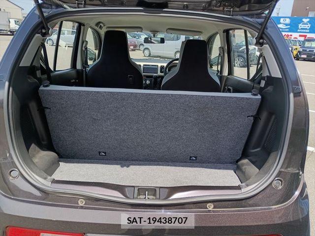 Suzuki ALTO 2015-11 6690899-13