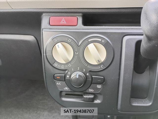 Suzuki ALTO 2015-11 6690899-21