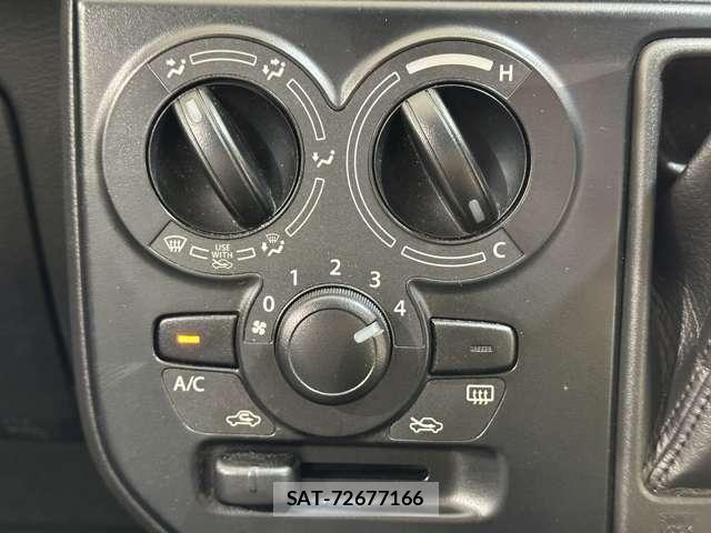 Suzuki ALTO 2015-02 6813575-18