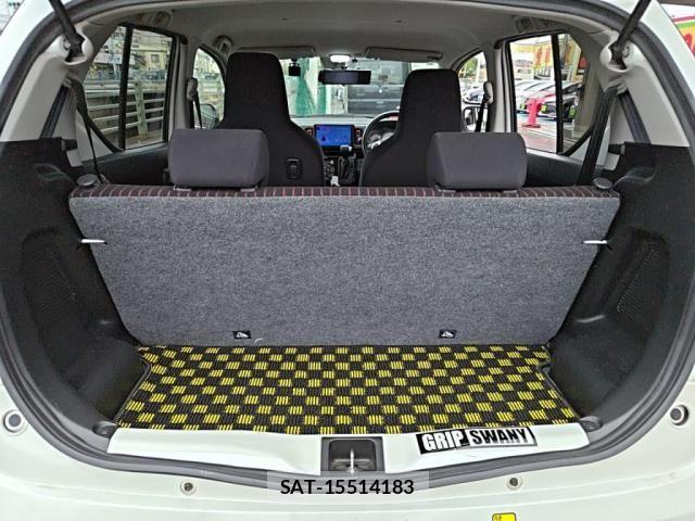 Suzuki ALTO 2015-09 6813563-24