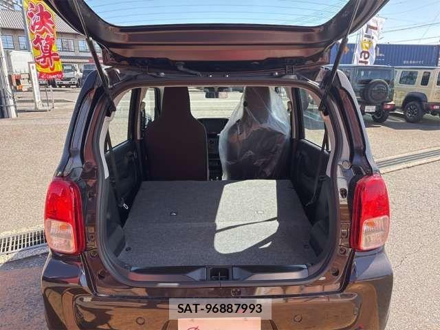 Suzuki ALTO 2025-11 6901689-13
