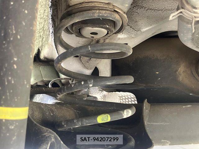 Suzuki ALTO 2019-03 6987827-19