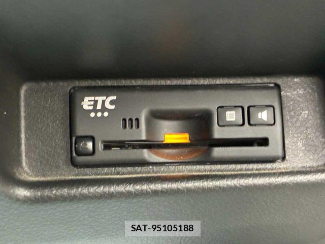 Suzuki ALTO 2020-09 7057372-6
