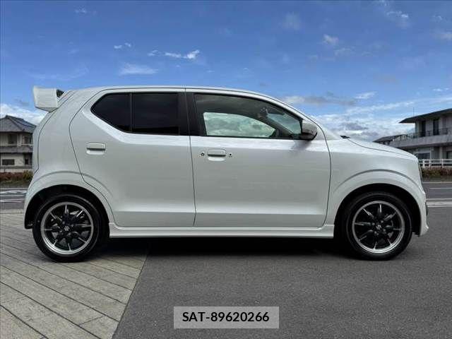 Suzuki ALTO 2016-06 7057362-11