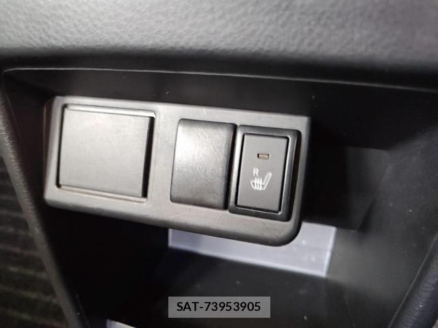 Suzuki ALTO 2017-01 7214478-16