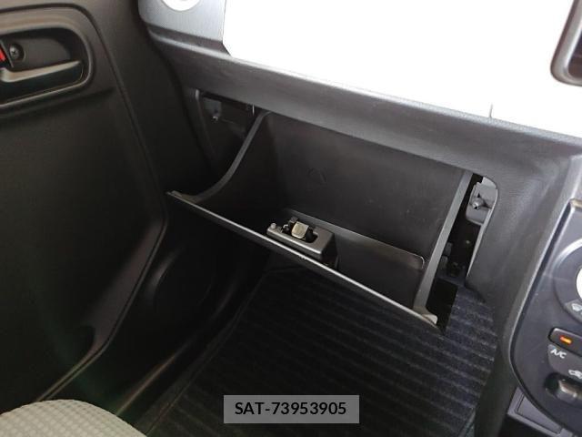 Suzuki ALTO 2017-01 7214478-19