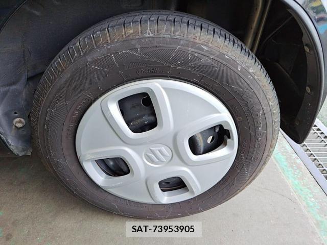 Suzuki ALTO 2017-01 7214478-27