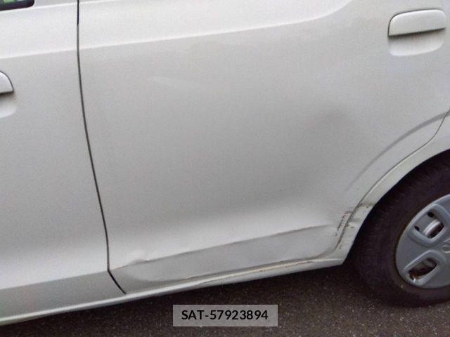 Suzuki ALTO 2019-03 7214490-15