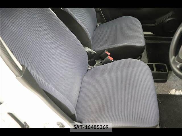 Suzuki ALTO 2019-04 7214496-10