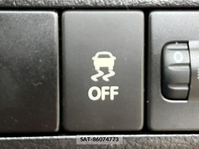 Suzuki ALTO 2019-01 7214488-16