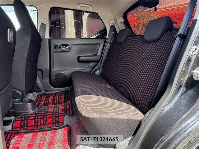 Suzuki ALTO 2017-07 7214484-17