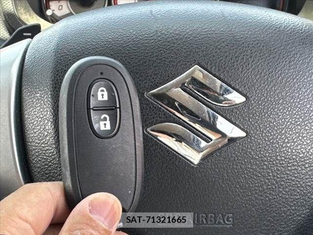 Suzuki ALTO 2017-07 7214484-6