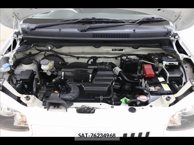 Suzuki ALTO 2019-03 7214491-24