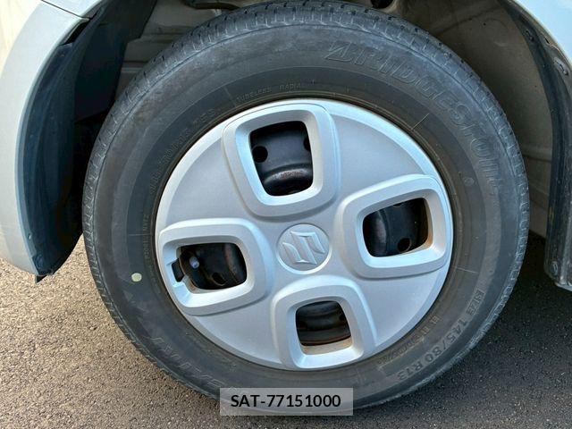 Suzuki ALTO 2017-05 7325523-23