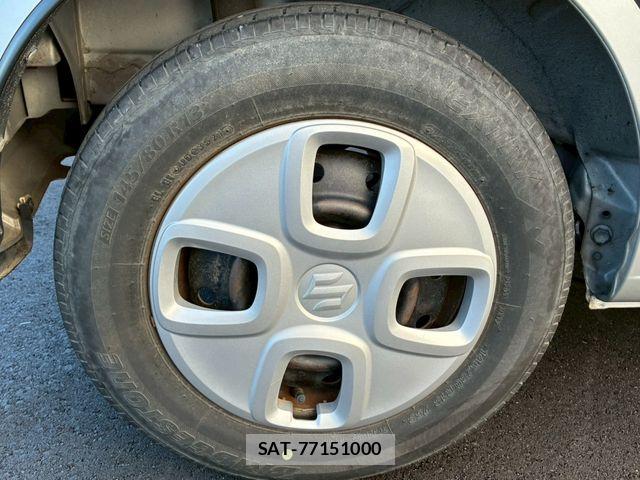 Suzuki ALTO 2017-05 7325523-25