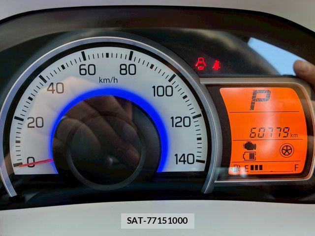 Suzuki ALTO 2017-05 7325523-27