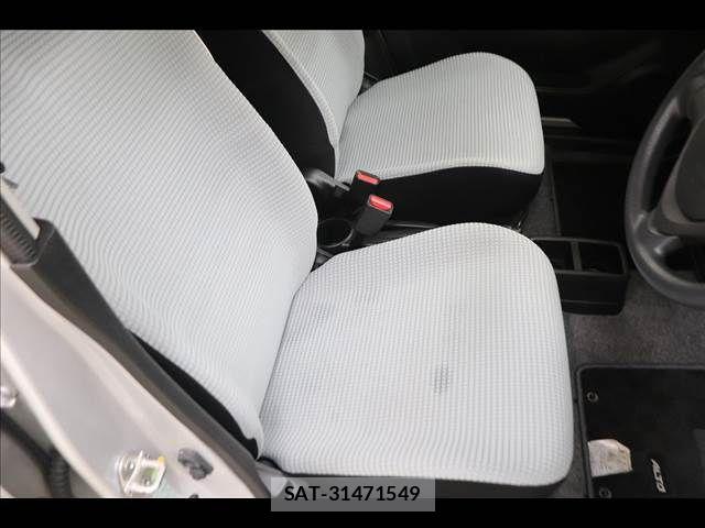 Suzuki ALTO 2018-07 7325515-8