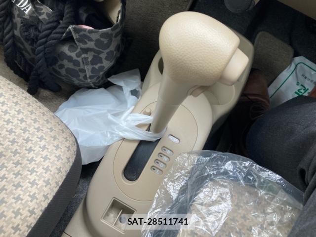Suzuki ALTO 2011-11 7325527-17