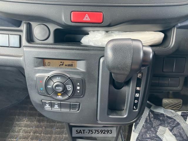 Suzuki ALTO 2022-03 7452733-19