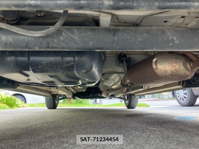 Suzuki ALTO 2010-06 7452747-10