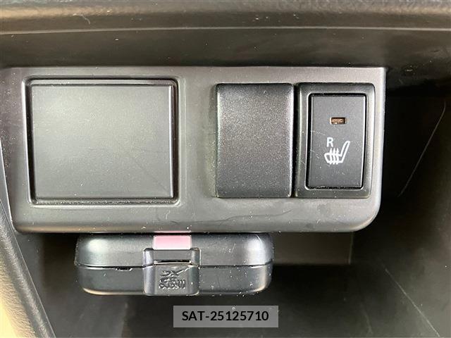 Suzuki ALTO 2021-09 7561801-4