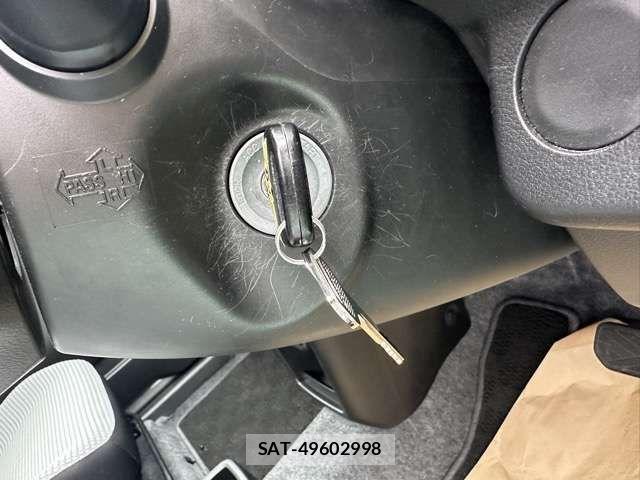 Suzuki ALTO 2017-02 7614815-14